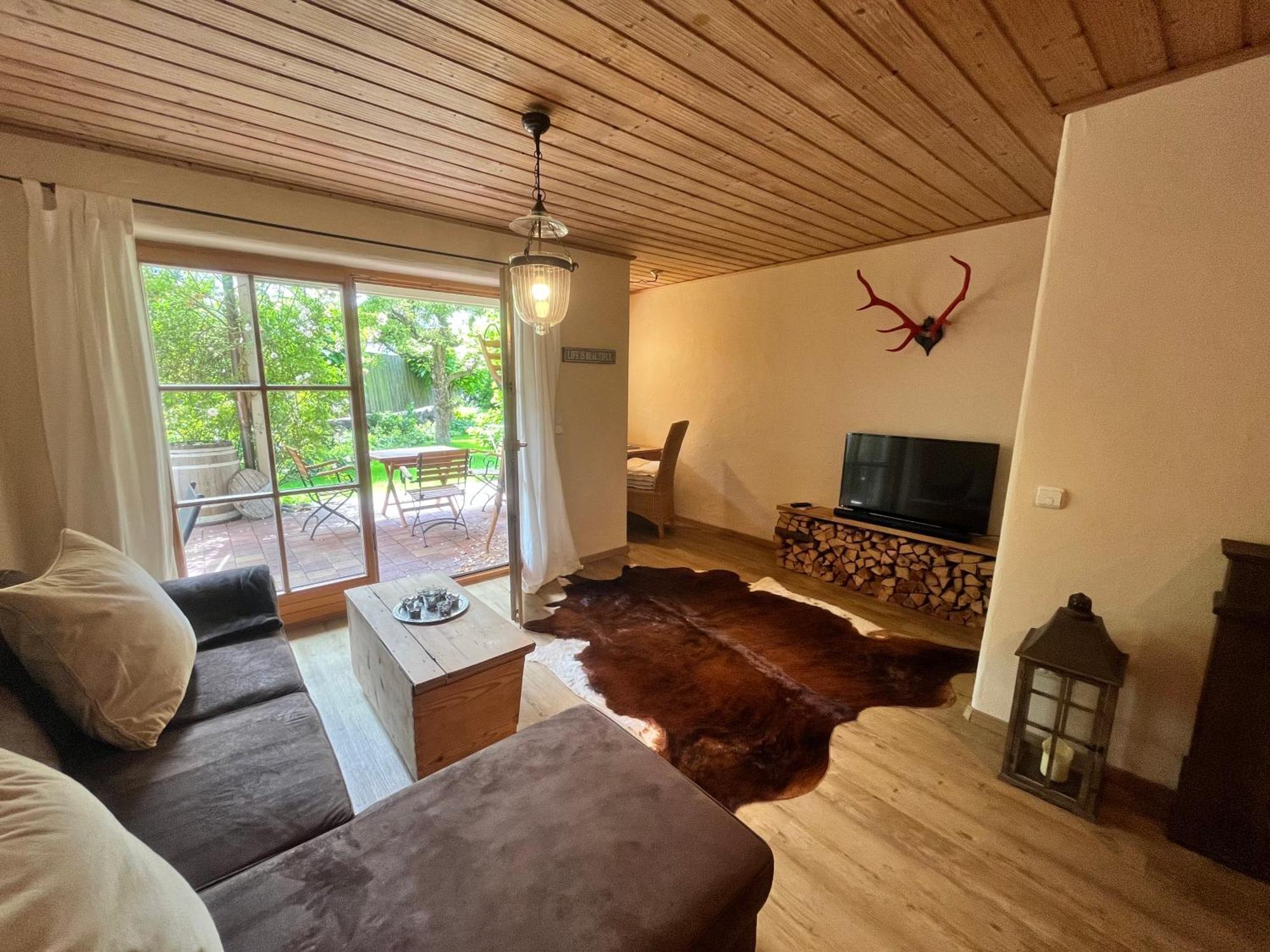 Chiemsee Beachhouse Apartment แบร์เนา อัม คีมเซ ภายนอก รูปภาพ