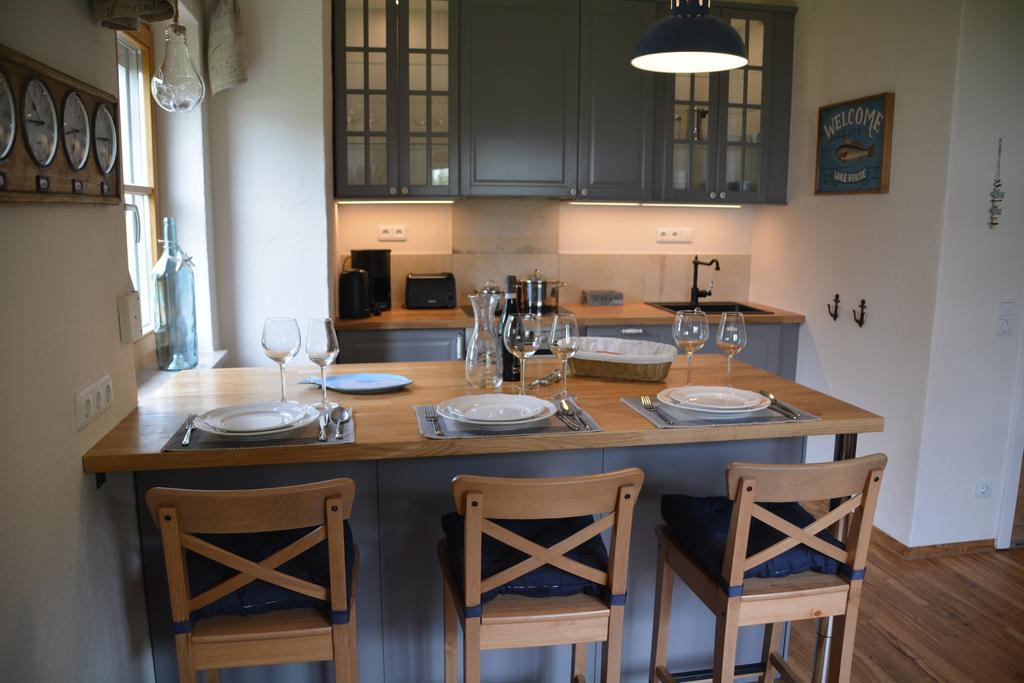 Chiemsee Beachhouse Apartment แบร์เนา อัม คีมเซ ภายนอก รูปภาพ