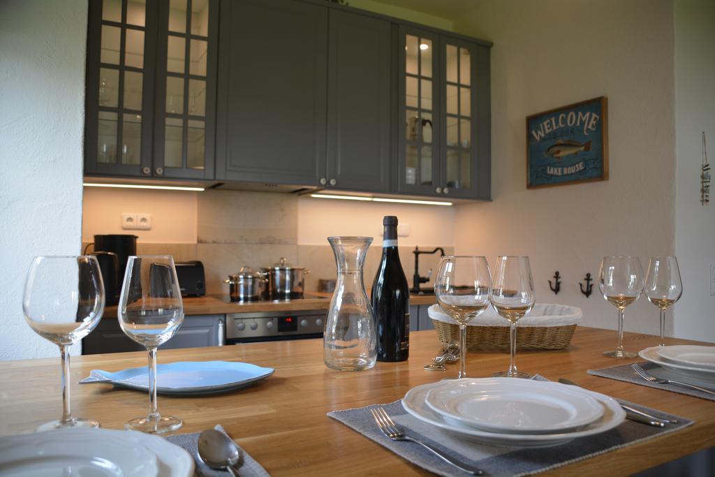 Chiemsee Beachhouse Apartment แบร์เนา อัม คีมเซ ภายนอก รูปภาพ